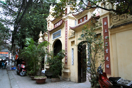 http://www.baodatviet.vn/Uploaded_CDCA/quocquan/20110217/cdv-ltqs-1.jpg